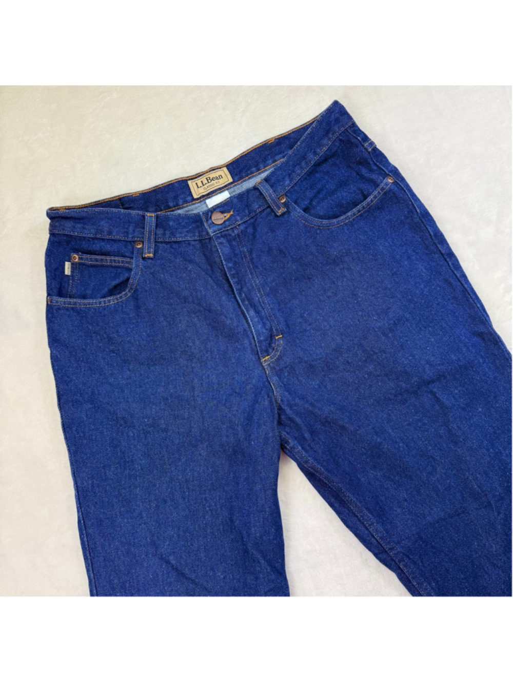 Men's L.L. Bean Blue Classic Fit Straight Jeans 35x30 22062